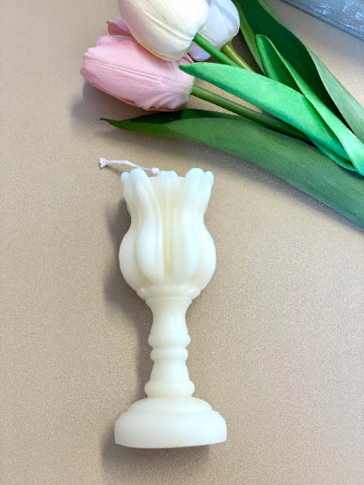 Elegant Tulip Candle Holder for Scented Candles - Chic Home Decor Accent-2